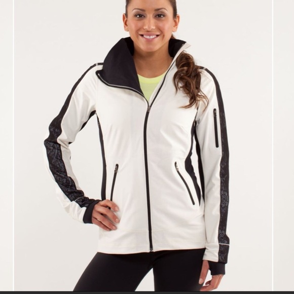 Lululemon run Draft Dodger Jacket size 4 - Picture 2 of 8